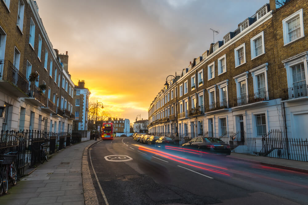 Flats_building_uk_shutterstock_591493334